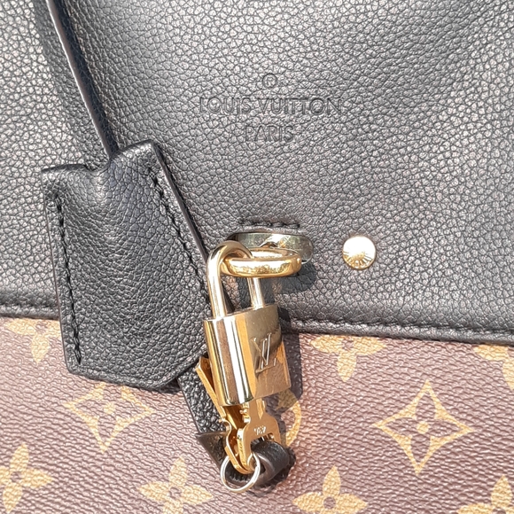 Louis Vuitton handbAg purse - Picture 6 of 11